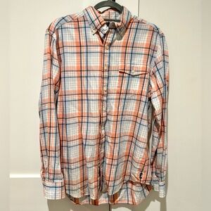 Vineyard Vines button down - men’s medium